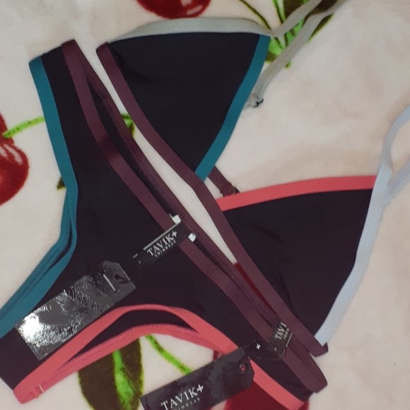 Tavik Jett triangle swim - Picture 3 of 3